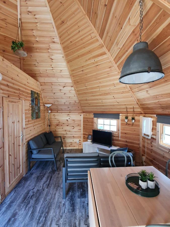 Вилла Finse Kota - Tiny House Оосткапелл Экстерьер фото
